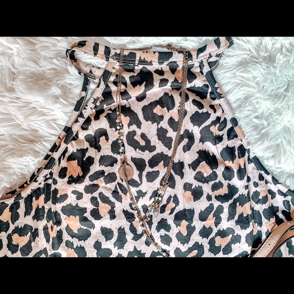 Rihanna Halter Top - Picture 4 of 8